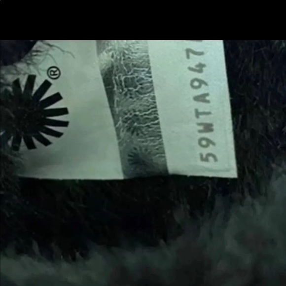 Ugg Classic mini boots size 6 - Picture 6 of 7